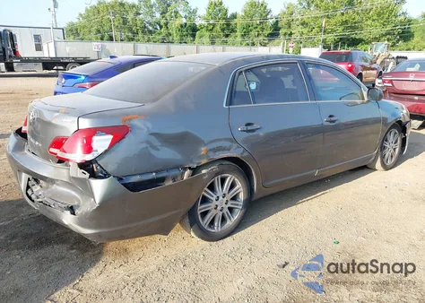 2006 Toyota Avalon Limited z USA, uszkodzony, nr VIN 4T1BK36B86U165692